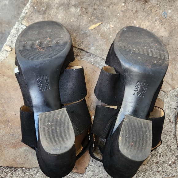 NATURALIZER Faux Black Suede Platform Sandals - Picture 6 of 7